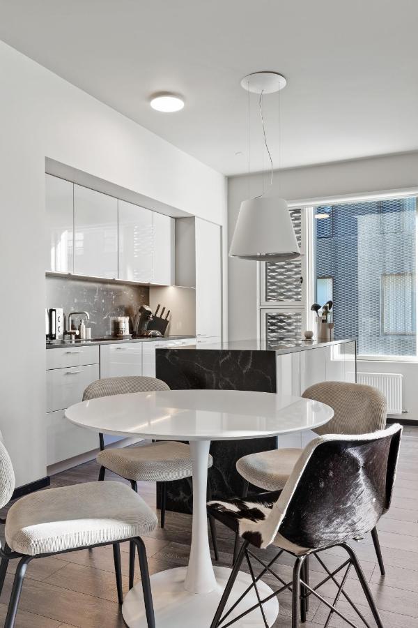 Cozy Lux 2Br & 2Ba City Center With Free Parking レイキャヴィーク エクステリア 写真